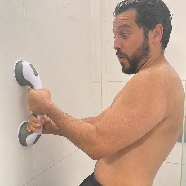 Foto de cliente con la barra de apoyo
